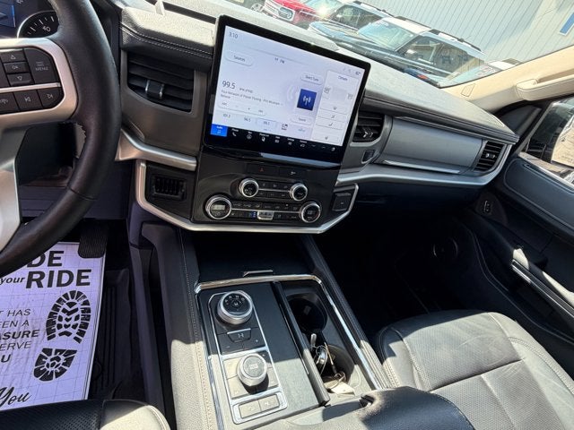 2022 Ford Expedition Max XLT