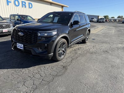2025 Ford Explorer ST-Line