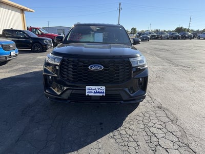 2025 Ford Explorer ST-Line
