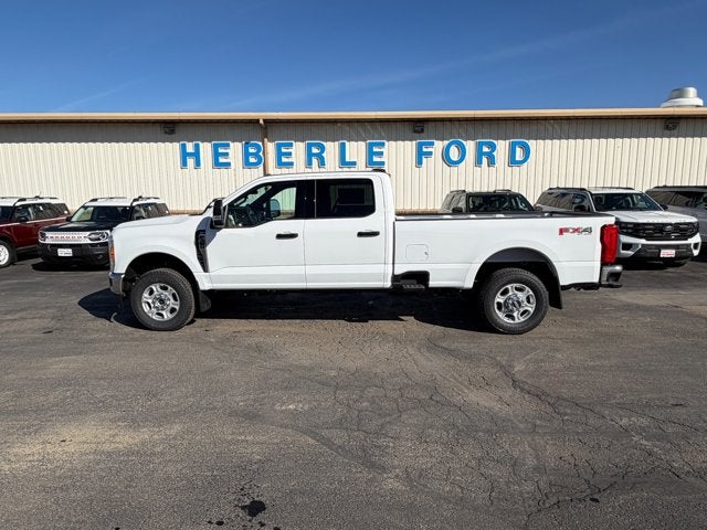 2026 Ford Super Duty F-350 SRW F-350® XLT