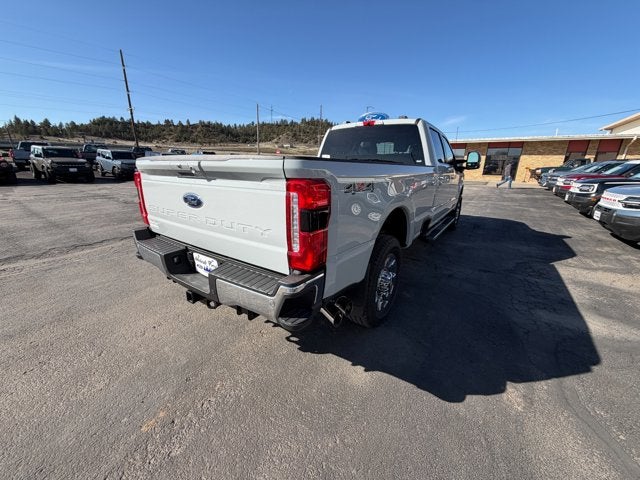 2026 Ford Super Duty F-350 SRW F-350® Lariat®