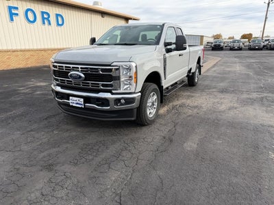 2026 Ford Super Duty F-350 SRW F-350® XLT