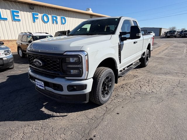 2026 Ford Super Duty F-350 SRW F-350® XL