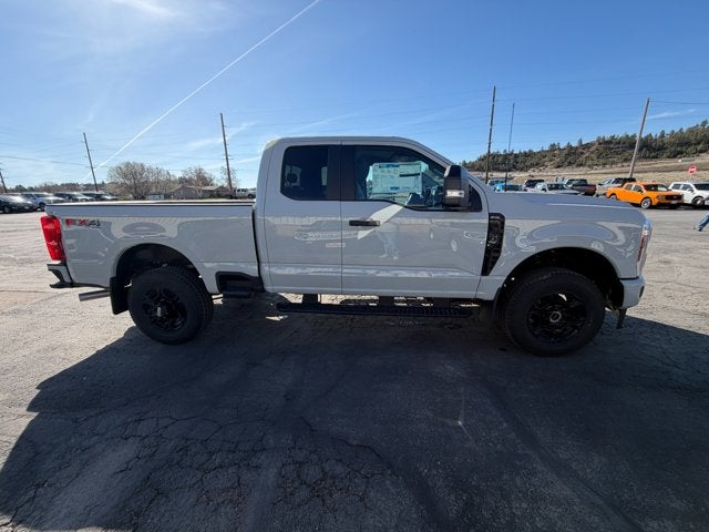 2026 Ford Super Duty F-350 SRW F-350® XL