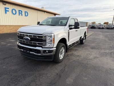 2026 Ford Super Duty F-350 SRW F-350® XLT