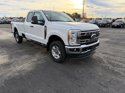2026 Ford Super Duty F-350 SRW F-350® XLT