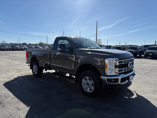 2026 Ford Super Duty F-350 SRW F-350® XLT