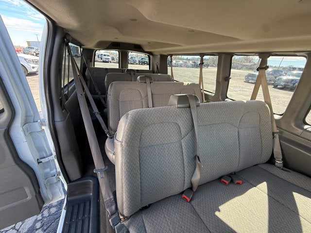 2019 Chevrolet Express Passenger LT