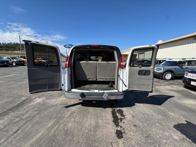 2019 Chevrolet Express Passenger LT