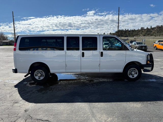 2019 Chevrolet Express Passenger LT