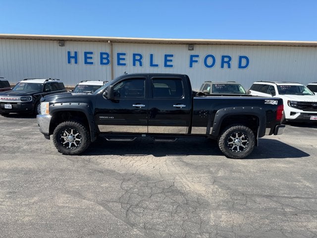 2011 Chevrolet Silverado HD LT 4WD Crew Cab SWB SRW's photo