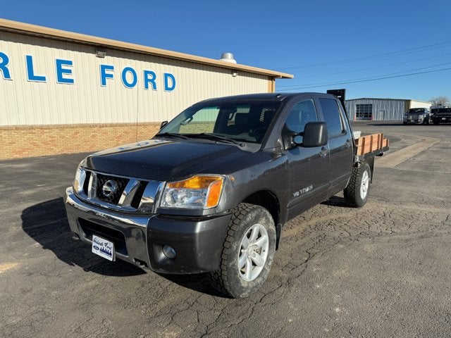 2012 Nissan Titan SV