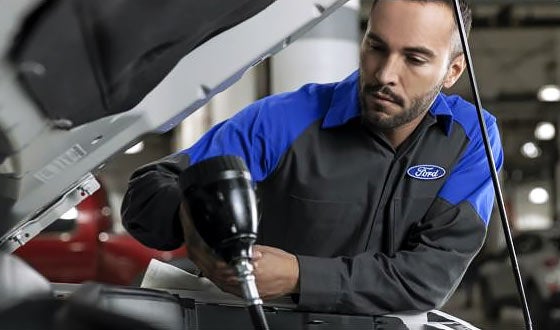 Oil Change | Heberle Ford in Forsyth MT